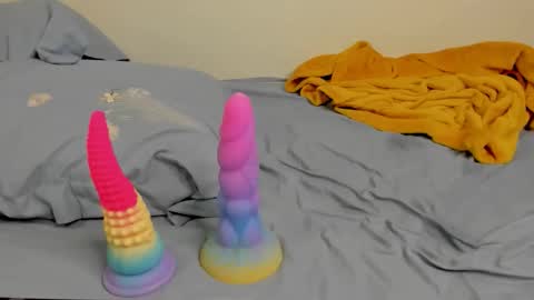 00ingrid00 online show from February 3, 11:43 pm