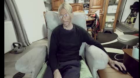 jeff online show from October 12, 6:01 am