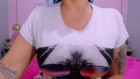 Snapshot of 00valeriasexxx chatting on January 12, 4:50 pm Valeria online show from January 12, 4:50 pm