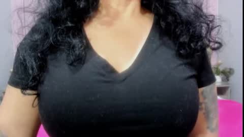 Snapshot of 00valeriasexxx chatting on February 2, 8:08 pm Valeria online show from February 2, 8:08 pm