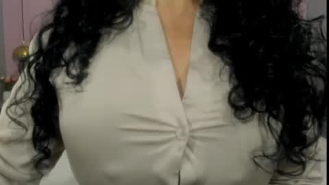 Snapshot of 00valeriasexxx chatting on February 18, 5:42 pm Valeria online show from February 18, 5:42 pm