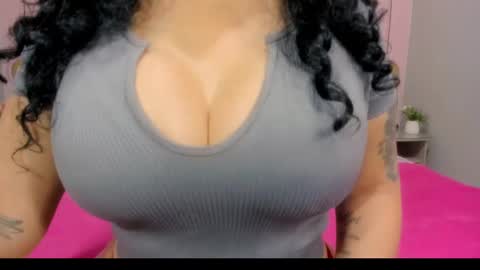 Snapshot of 00valeriasexxx chatting on March 3, 11:44 am Valeria online show from March 3, 11:44 am