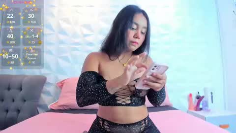 sophie online show from February 20, 4:39 am