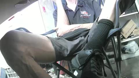 Snapshot of 03oldskoolatgm chatting on February 25, 2:43 am 03oldskoolatgm online show from February 25, 2:43 am