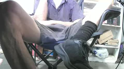 Snapshot of 03oldskoolatgm chatting on March 2, 6:03 am 03oldskoolatgm online show from March 2, 6:03 am