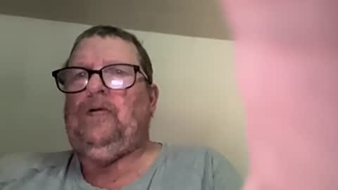 083748 online show from July 12, 11:18 pm