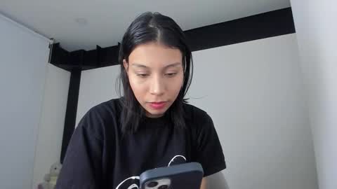 Snapshot of 0amy1 chatting on February 2, 10:30 pm amy online show from February 2, 10:30 pm