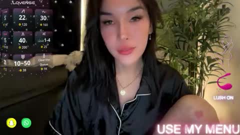 Snapshot of 0hmyvenusxx chatting on April 1, 12:22 am Venus online show from April 1, 12:22 am