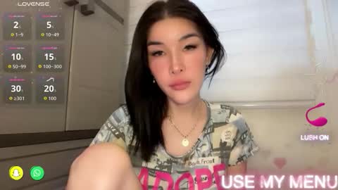 Snapshot of 0hmyvenusxx chatting on April 2, 1:36 am Venus online show from April 2, 1:36 am