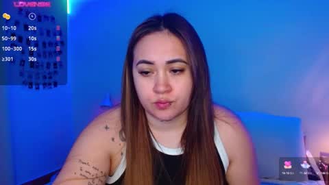 Snapshot of 0liv33 chatting on March 8, 1:17 am Meli online show from March 8, 1:17 am