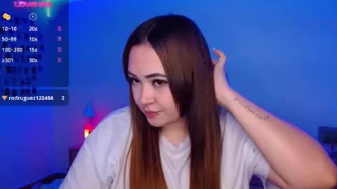 Snapshot of 0liv33 chatting on March 10, 11:27 pm Meli online show from March 10, 11:27 pm