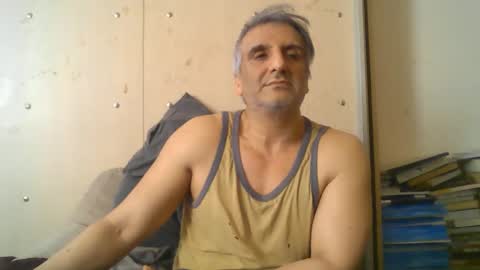Snapshot of 0luvmonkey chatting on April 25, 3:42 pm 0luvmonkey online show from April 25, 3:42 pm