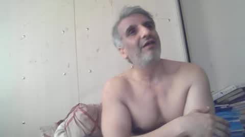 Snapshot of 0luvmonkey chatting on May 24, 11:48 am 0luvmonkey online show from May 24, 11:48 am