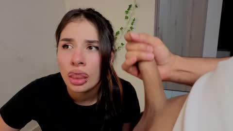 Steven  e online show from February 5, 11:53 pm