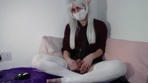 0tter  chan online show from April 26, 5:10 pm