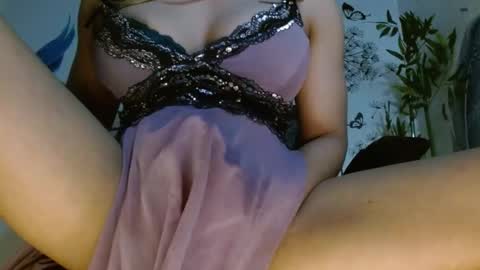 Jennifer Atkinson online show from January 4, 4:23 am