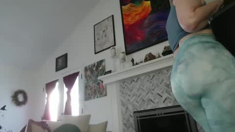 Aurora Willows online show from March 10, 4:14 pm