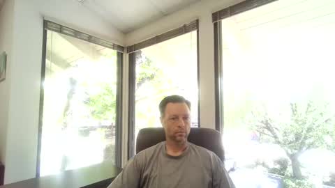 Snapshot of 1234maleca chatting on July 18, 10:24 pm Massage or Date online show from July 18, 10:24 pm