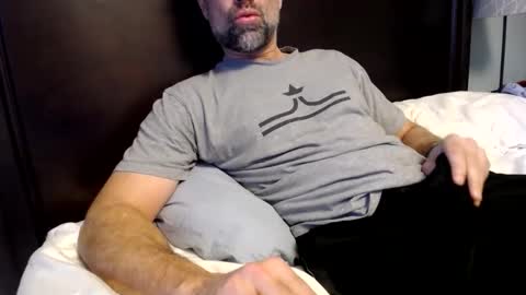 Snapshot of 123h0rny chatting on December 3, 4:28 pm 123h0rny online show from December 3, 4:28 pm