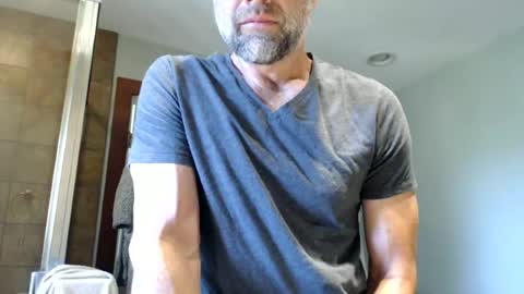 Snapshot of 123h0rny chatting on June 15, 3:36 pm 123h0rny online show from June 15, 3:36 pm