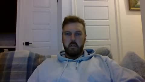 123holt123 online show from October 19, 11:49 pm