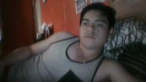 Snapshot of 12agus98 chatting on January 5, 3:23 pm 12agus98 online show from January 5, 3:23 pm
