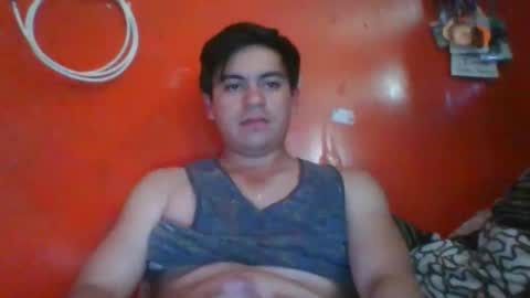 Snapshot of 12agus98 chatting on January 13, 10:45 pm 12agus98 online show from January 13, 10:45 pm