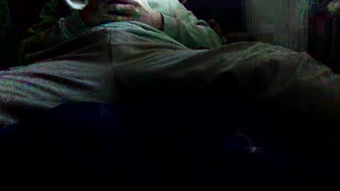Snapshot of 12curty chatting on February 19, 9:06 am 12curty online show from February 19, 9:06 am