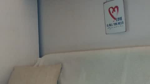 Snapshot of 12ennie chatting on September 22, 6:04 am 12ennie online show from September 22, 6:04 am