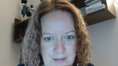 Snapshot of 12ennie chatting on October 15, 6:46 am 12ennie online show from October 15, 6:46 am