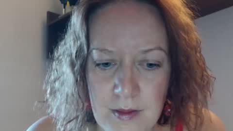 Snapshot of 12ennie chatting on October 17, 6:16 am 12ennie online show from October 17, 6:16 am