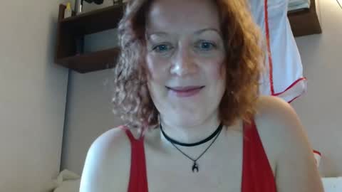 Snapshot of 12ennie chatting on October 23, 6:34 am 12ennie online show from October 23, 6:34 am