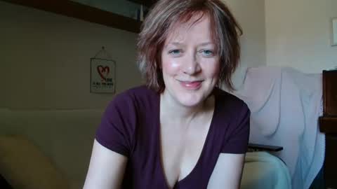 12ennie online show from March 10, 7:24 am