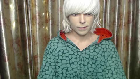 Snapshot of 13_angel_14 chatting on February 2, 11:21 pm Angelfree online show from February 2, 11:21 pm