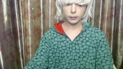 Snapshot of 13_angel_14 chatting on February 4, 12:08 am Angelfree online show from February 4, 12:08 am