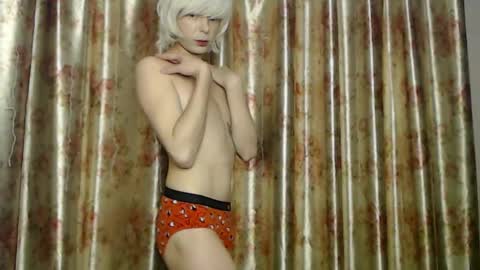 Snapshot of 13_angel_14 chatting on February 10, 9:04 pm Angelfree online show from February 10, 9:04 pm