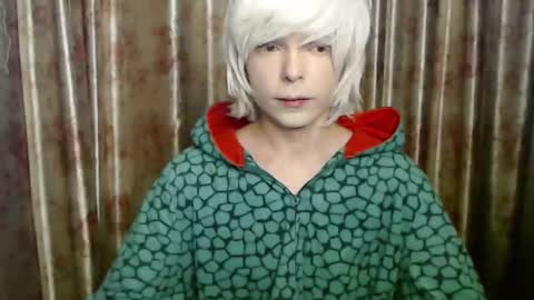 Snapshot of 13_angel_14 chatting on February 14, 1:23 am Angelfree online show from February 14, 1:23 am