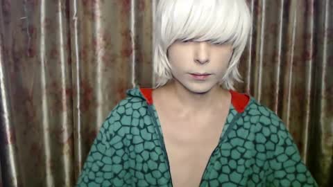 Snapshot of 13_angel_14 chatting on February 18, 11:19 pm Angelfree online show from February 18, 11:19 pm