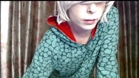 Snapshot of 13_angel_14 chatting on March 12, 11:12 pm Angelfree online show from March 12, 11:12 pm