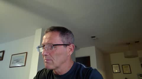 Snapshot of 13glanmorfa chatting on January 20, 6:43 pm 13glanmorfa online show from January 20, 6:43 pm