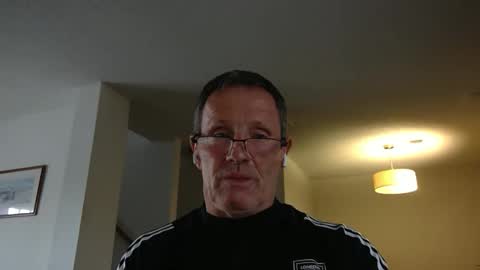 Snapshot of 13glanmorfa chatting on February 13, 10:33 pm 13glanmorfa online show from February 13, 10:33 pm
