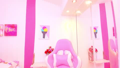 Scarlette  online show from December 17, 3:39 am