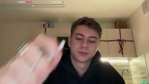 Lance online show from December 22, 6:16 pm