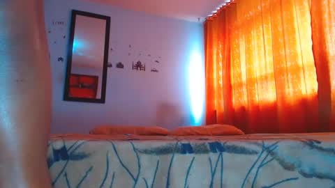 Snapshot of 171823raissam chatting on October 6, 6:38 pm RAISSAM  New account online show from October 6, 6:38 pm