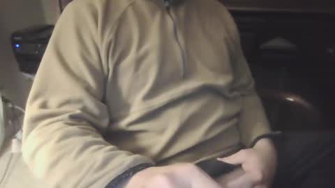 Snapshot of 1900pley chatting on December 11, 11:19 am 1900pley online show from December 11, 11:19 am