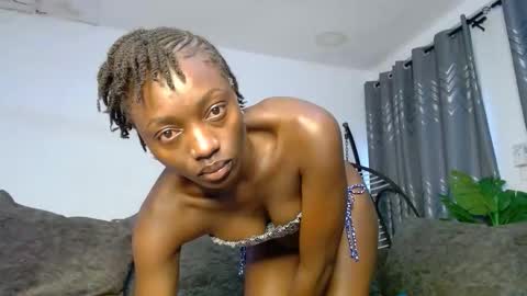 Snapshot of 1_beckah chatting on June 1, 4:25 am beckah online show from June 1, 4:25 am