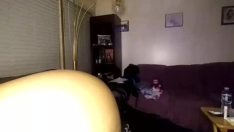 Snapshot of 1_sexyy_di chatting on February 23, 2:51 am 420- online show from February 23, 2:51 am