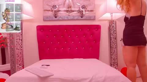 AMANDA online show from November 24, 5:18 am