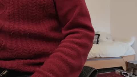 Snapshot of 1badhusband chatting on February 18, 11:06 am 1 Bad Husband online show from February 18, 11:06 am