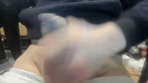 1bigloadasian online show from December 25, 11:42 pm